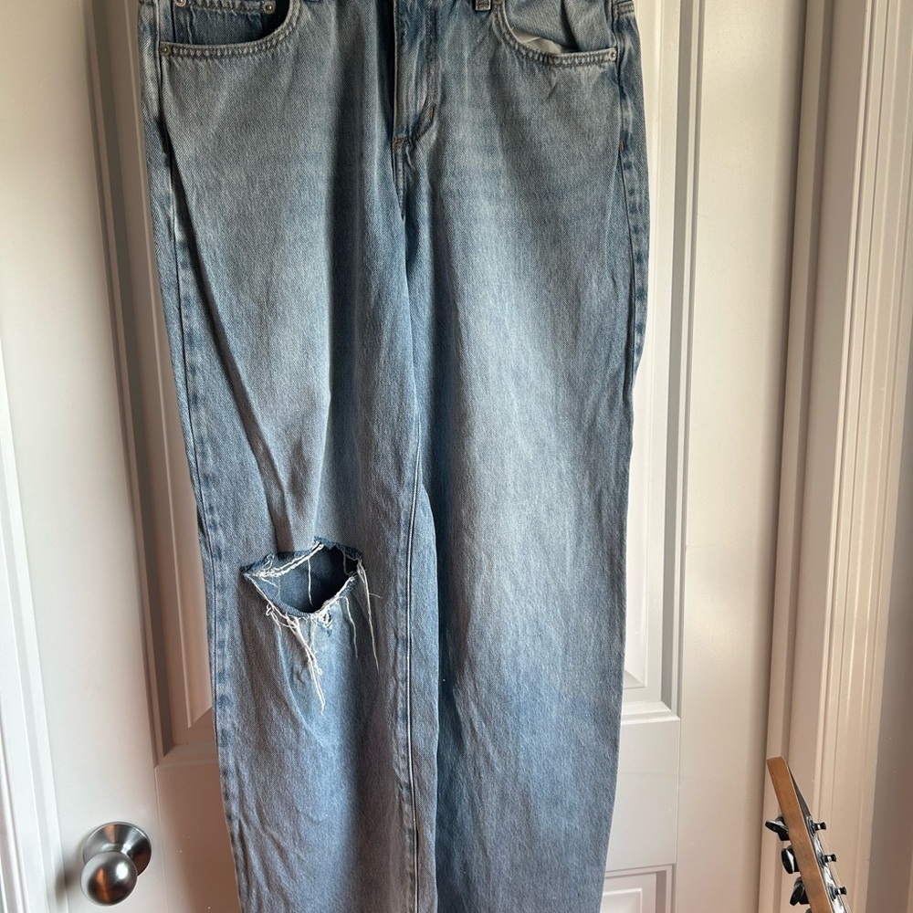 Joe Fresh Men's Relaxed Light Blue Jeans